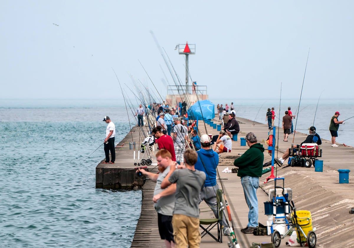 Fishing Near Me – Shore Fishing Lake Michigan